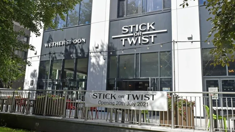 Stick or Twist, Leeds