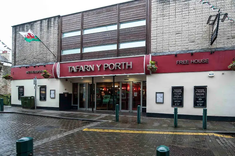 Tafarn Y Porth, Caernarfon