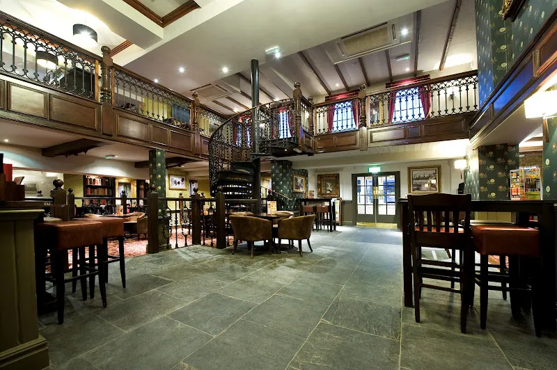 The Bear, Maidenhead