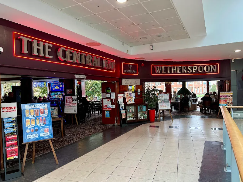 The Central Bar, Shepherd's Bush