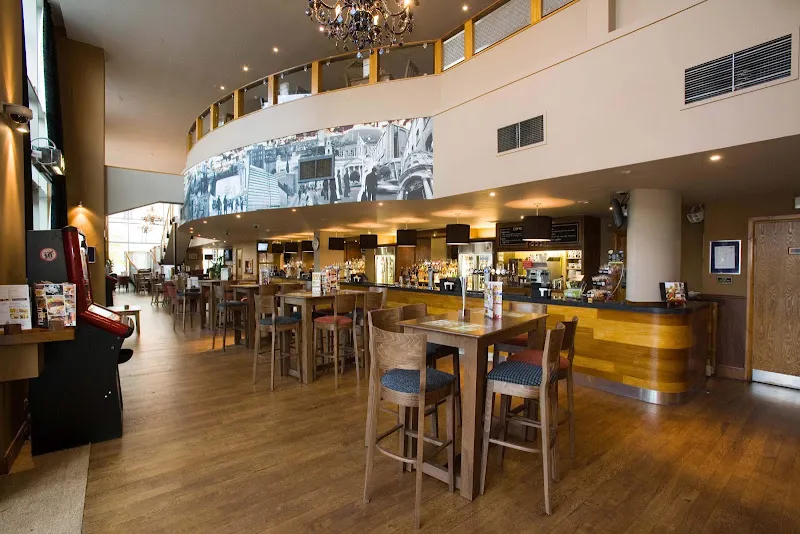 The Cuthbert Brodrick, Leeds