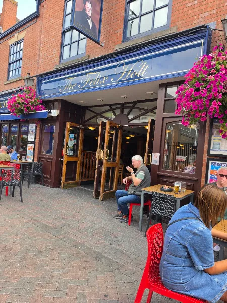 The Felix Holt, Nuneaton