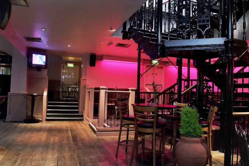 The Great Western, Cardiff