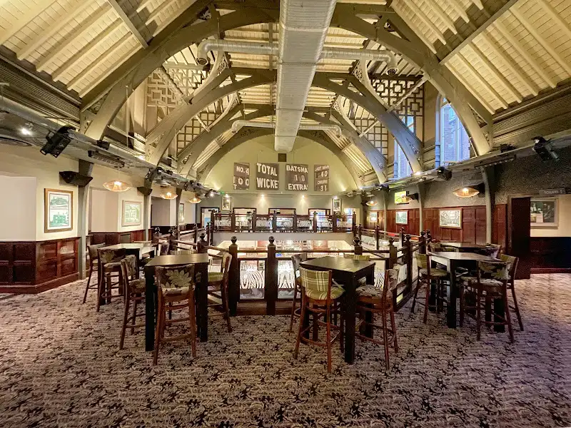 The Hedley Verity, Leeds