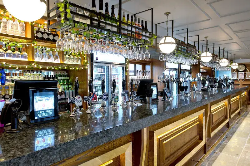The Ivy House, Alton