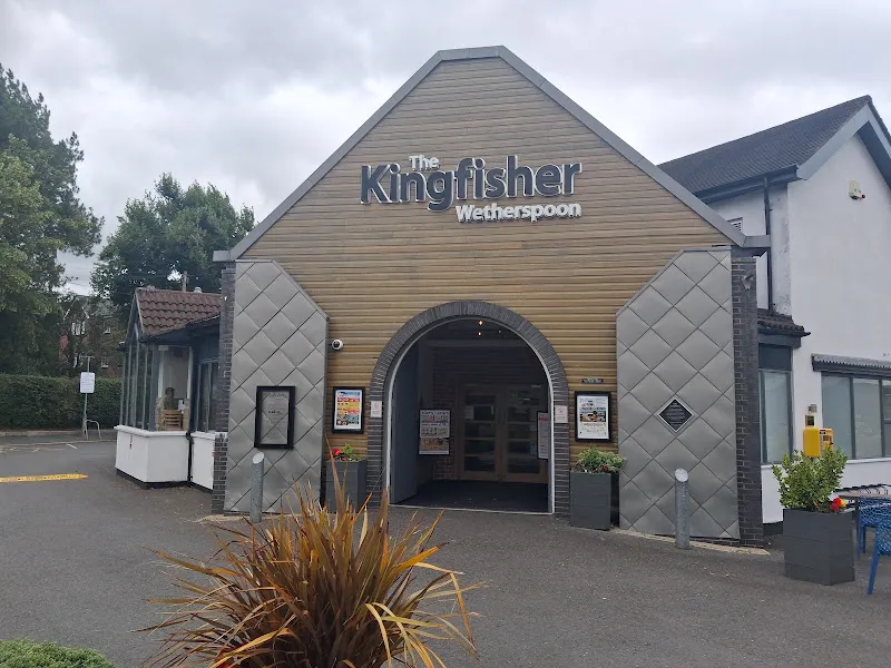 The Kingfisher, Poynton