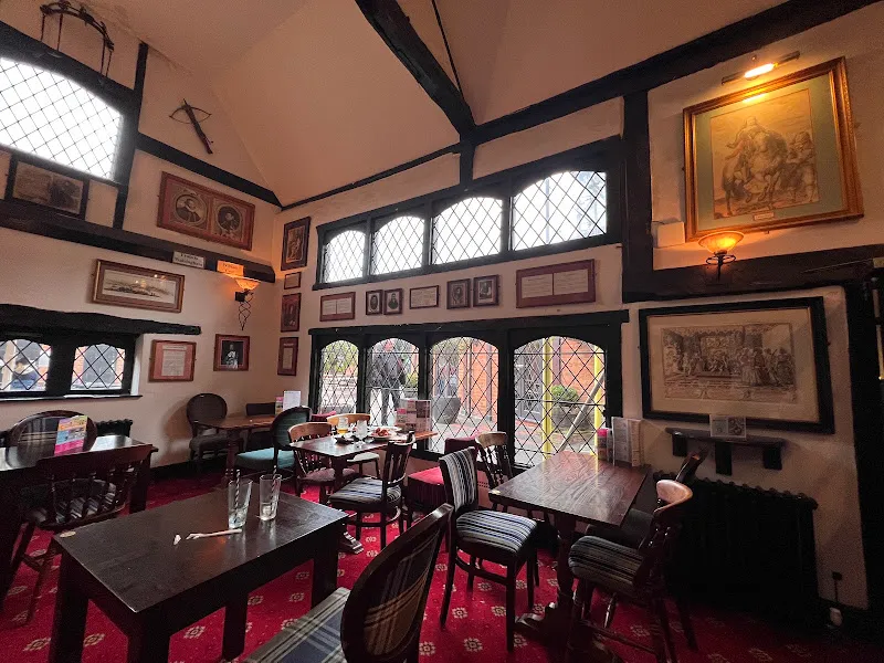 The Old Manor, Bracknell