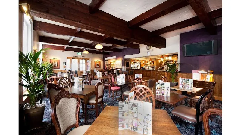 The Red Lion, Petersfield
