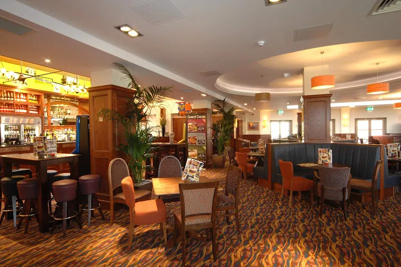 The Six Templars, Hertford