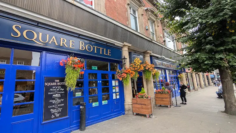 The Square Bottle, Chester