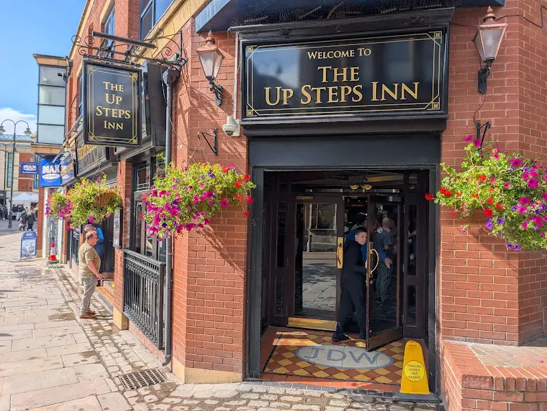 The Up Steps Inn, Oldham