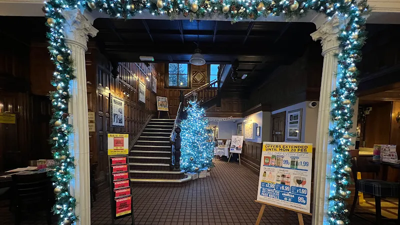 The White House, Leicester