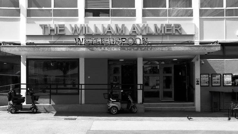 The William Aylmer, Harlow