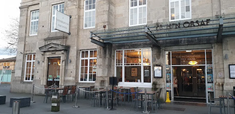Yr Hen Orsaf, Aberystwyth